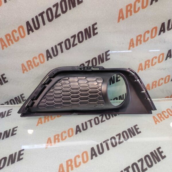 FOG LAMP COVER COMPASS T1 LEFT IMP JP322000201