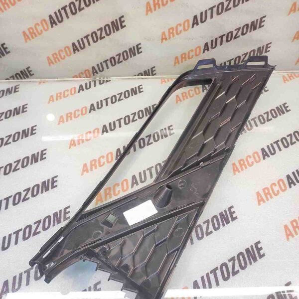FOG LAMP COVER POLO GT RIGHT ACC