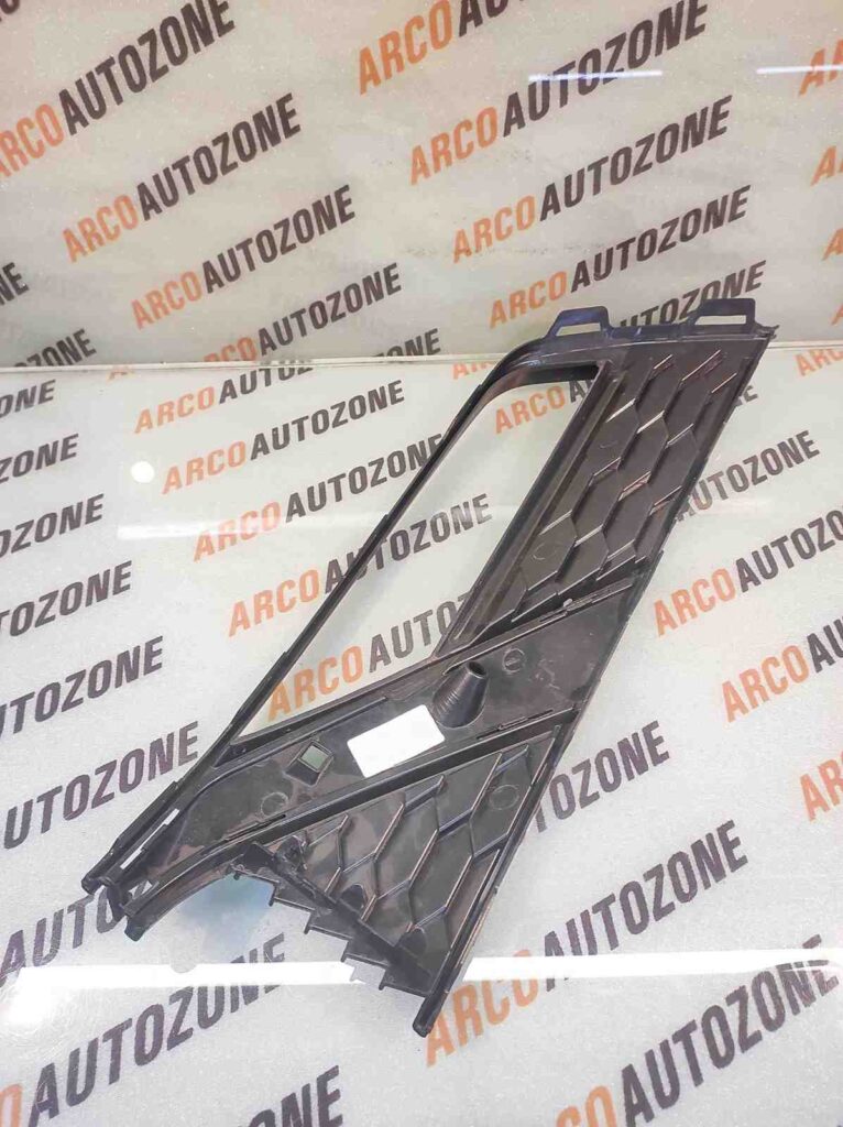 FOG LAMP COVER POLO GT RIGHT ACC