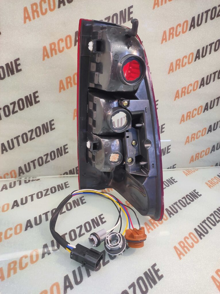 LIGHTING TAIL LIGHT DMAX 1ST GEN LEFT IMP