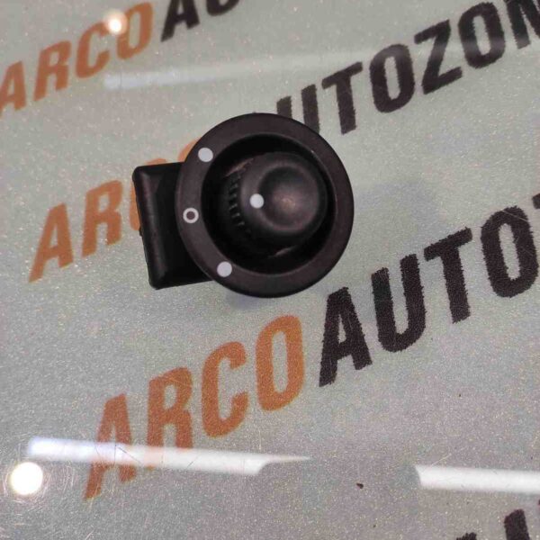 SIDE MIRROR SWITCH DUSTER TERRANO NON AUTOFOLD 7 PIN 255704649R