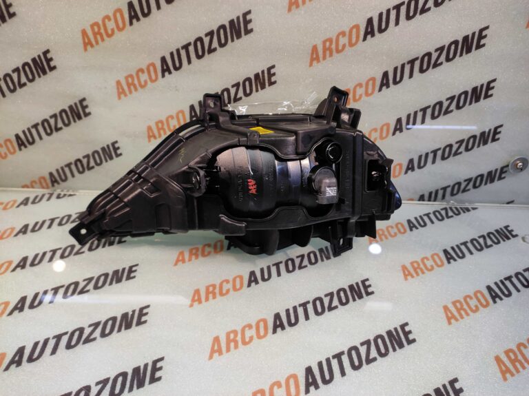 FOG LAMP  ELITE T1 RIGHT HYU 92202C7000