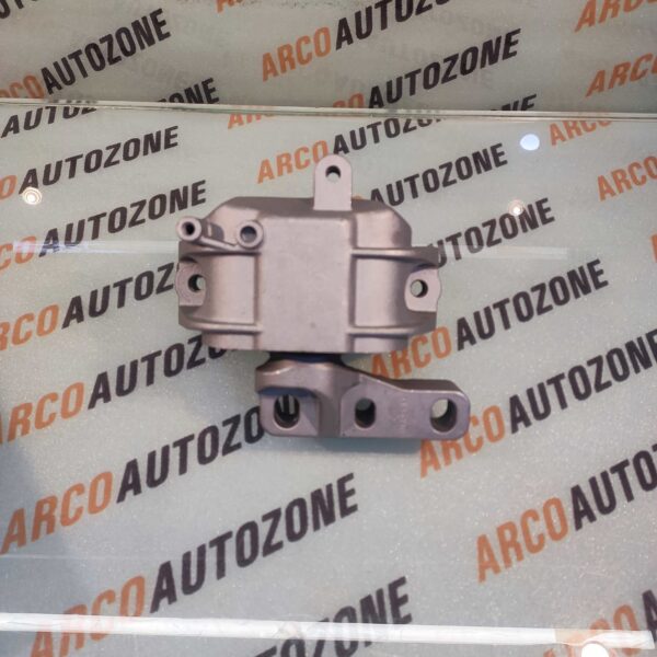 ENGINE MTG LEFT LAURA JETTA AUTOEQUIP CODE 83