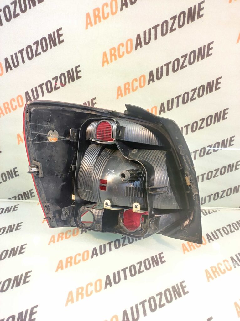 LIGHTING TAIL LIGHT POLO T2 RIGHT X