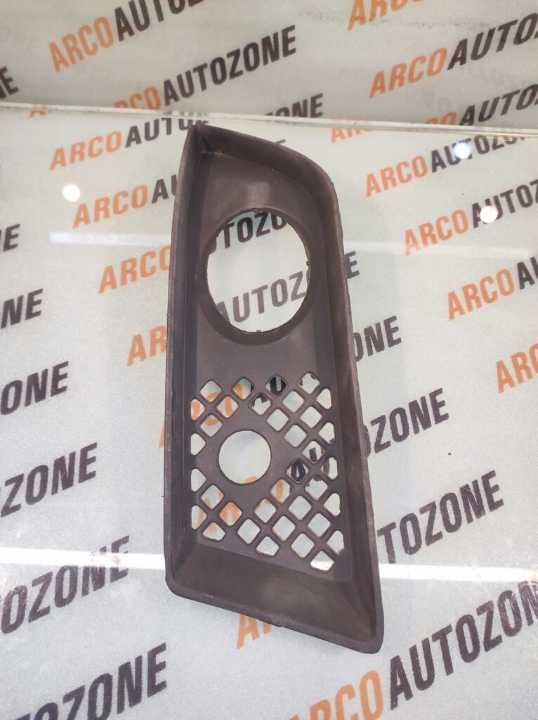 FOG LAMP COVER INDICA LEFT HOLE IMP