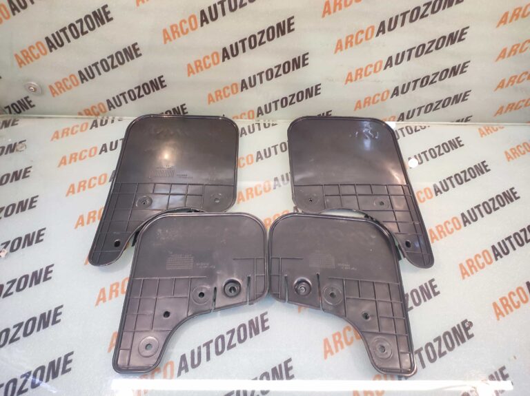 MUD FLAP INNOVA PAG PBMF325