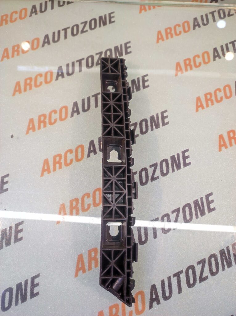 REAR BUMPER BRACKET NIOS RIGHT HYU 86652K6000
