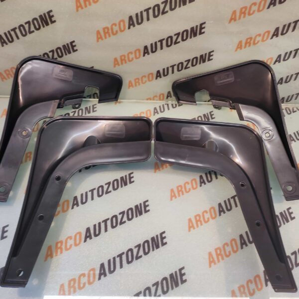 MUD FLAP ETIOS JPT MF502