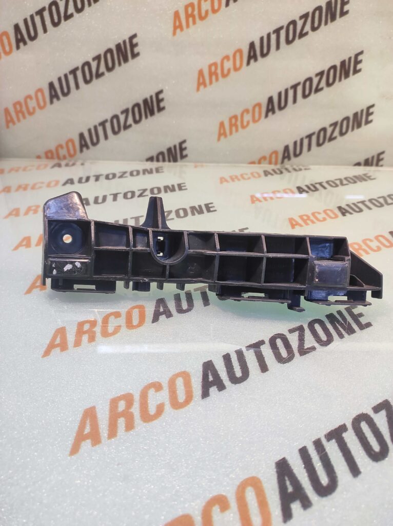 FRONT BUMPER BRACKET FORTUNER T2 RIGHT ACC TYDF02FBBR