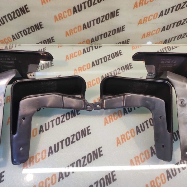 MUD FLAP ALTIS T3
