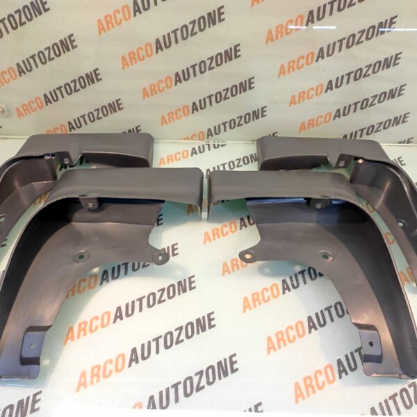 MUD FLAP CRYSTA JPT MF503