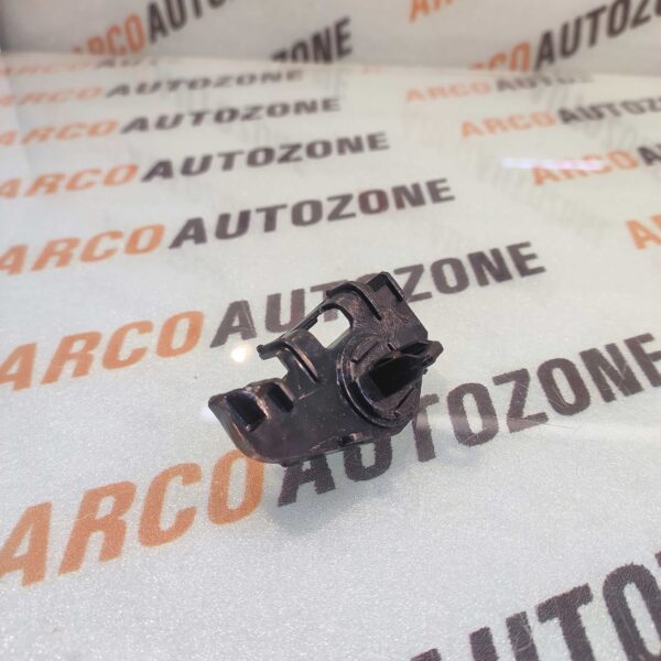 REAR BUMPER BRACKET LIVA LEFT SMALL ACC TYD01912