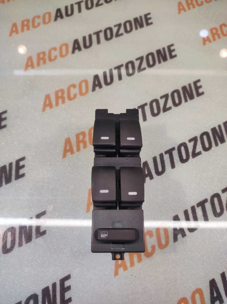 POWER WINDOW SWITCH MAIN XYLO MINDA S21045