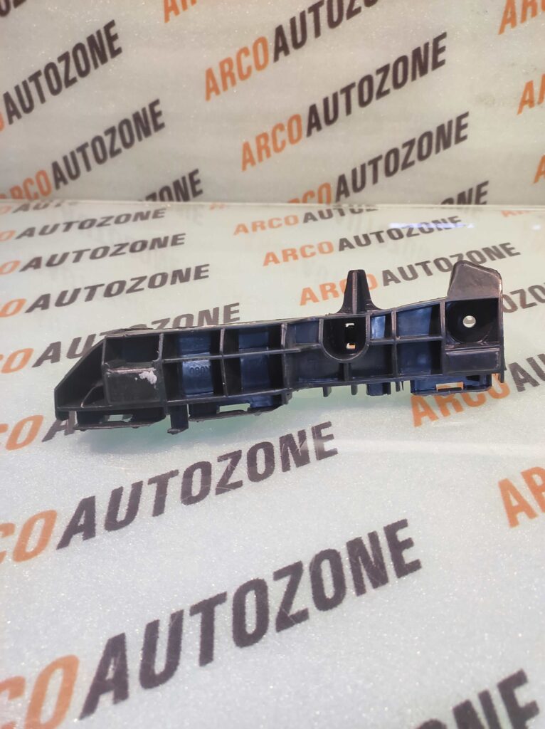 FRONT BUMPER BRACKET FORTUNER T2 LEFT ACCU TYDFO2FBBL