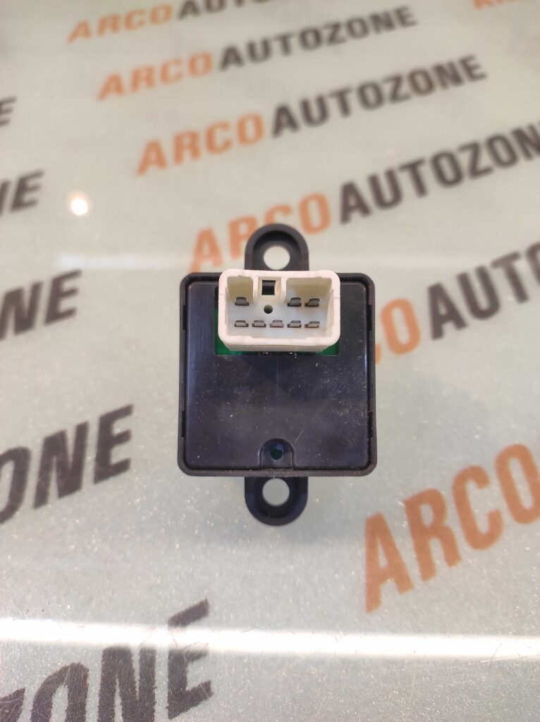 POWER WINDOW SWITCH MAIN SANTRO T2
