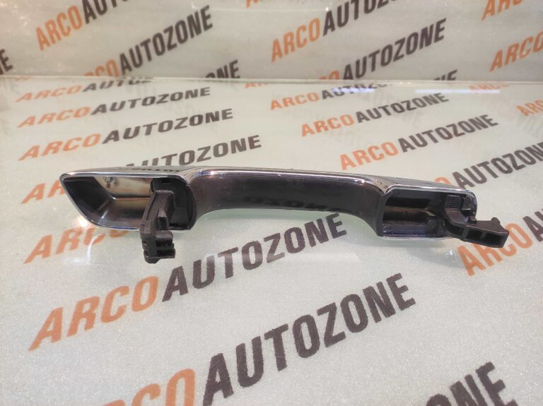 OUTER HANDLE VENUE FRONT LEFT REAR LEFT CHROME 82651K3200