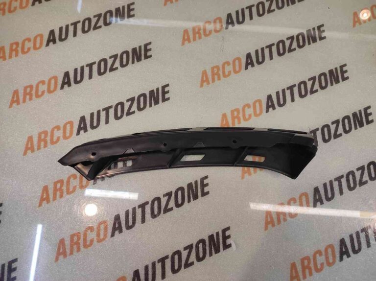 HEAD LAMP BRACKET I20 T1 LEFT HYU 865631J500