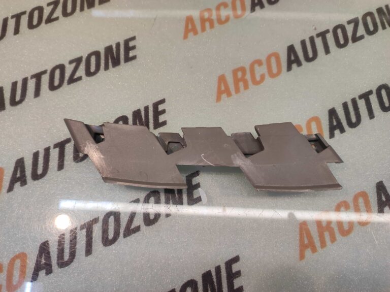 HEAD LAMP BRACKET SANTRO 18 LEFT HYU 86525C4000