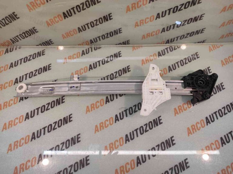 GLASS MACHINE ALCAZAR FRONT RIGHT WITHOUT MOT HYU 82404BV010