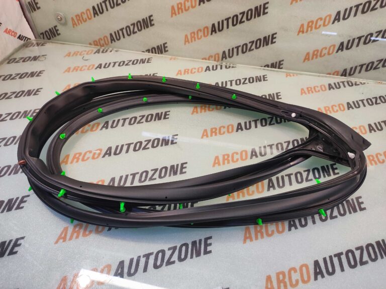DOOR RUBBER SWIFT 12 DZIRE 12 FRONT RIGHT MGP 84641M74L00
