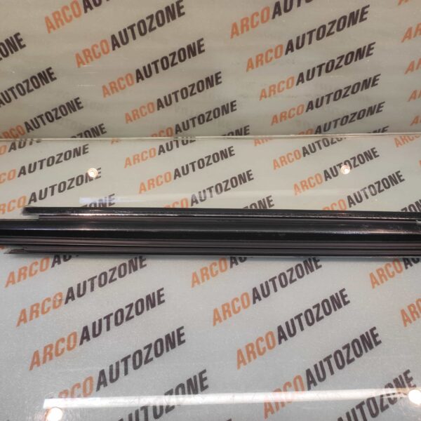 BODY OUTER WEATHERSTRIP OUTER GARNISH REDI GO ELPIS RNREGO2015OTR