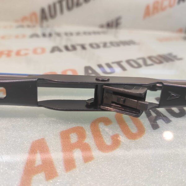 WIPER BLADE 20 METAL ARCO AUTO ZONE 618