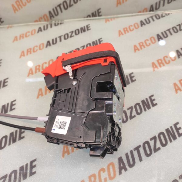 DOOR LATCH SELTOS FRONT RIGHT KIA 81320Q6000