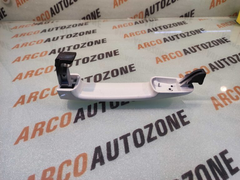 OUTER HANDLE CIAZ SCROSS BREZZA WHITE ALL SIDE COMMON 84718M76M105PK