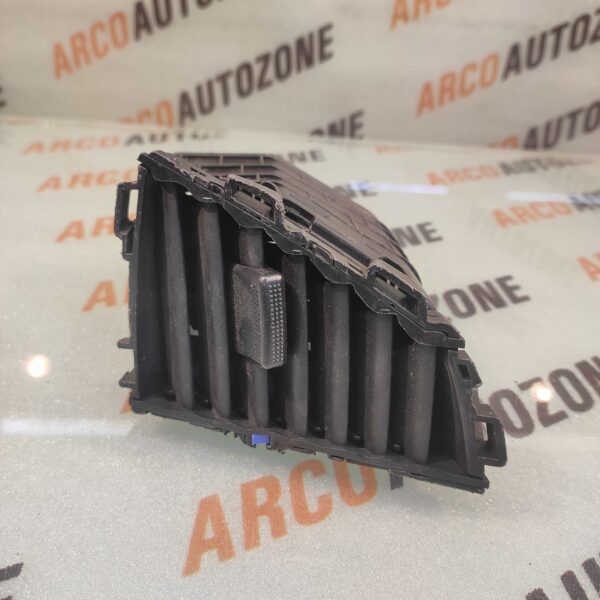 AC VENT CENTER VERNA 18 RIGHT HYU 97420H6900 LOT