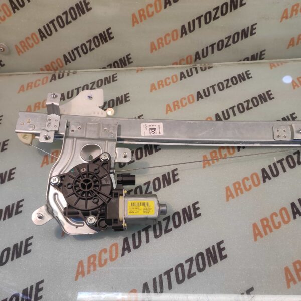 GLASS MACHINE CRETA 15 REAR RIGHT WITH MOTOR HYU 83402A0000
