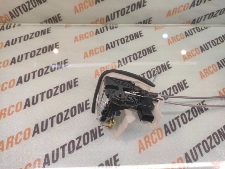 DOOR LATCH CARENS REAR LEFT KIA 81410DY010