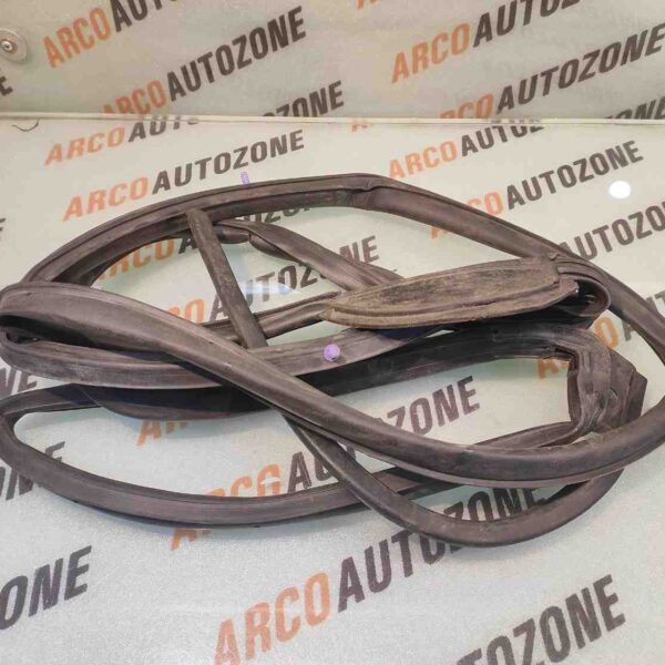 FENDER LINING AMAZE T1 2013 RH HON