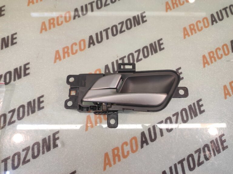 RC LEVER CRETA REAR LEFT SEMI USED SILVER HYU 83610A0010RA5