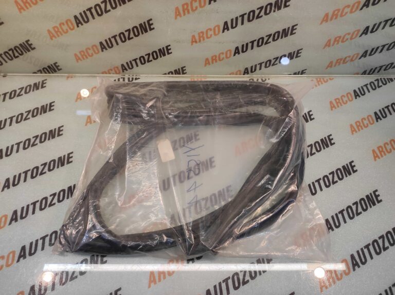RUN CAHNNEL RUBBER DUSTER FRONT RIGHT