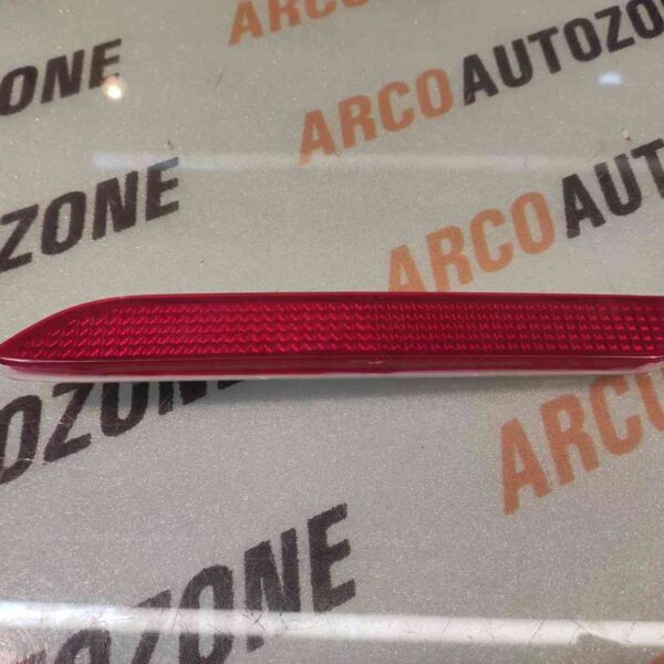 REARBUMP REFLECTOR INNOVA ALL FORTUNER T2 LEFT ACC TYD002140LH