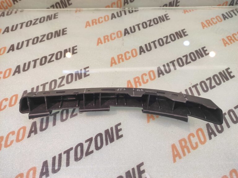 HEAD LIGHT BRACKET VENUE RIGHT HYU 86526K3000