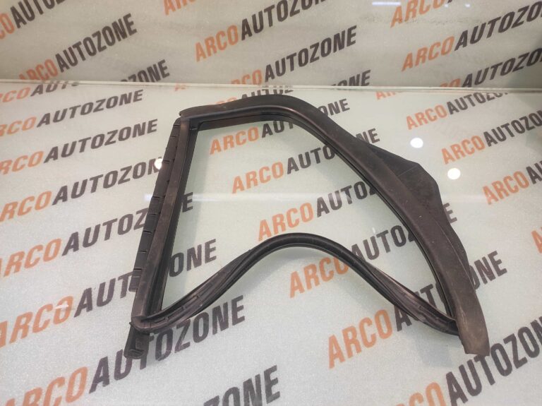 QUARTER GLASS RUBBER DZIRE 2012 LEFT 84675M75L00