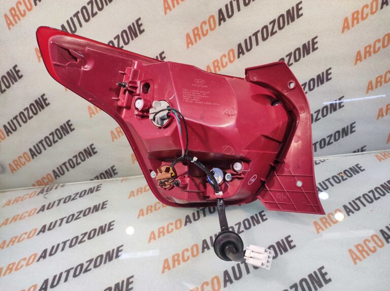 LIGHTING TAIL LIGHT XCENT T1 RIGHT HYU 92402B4400