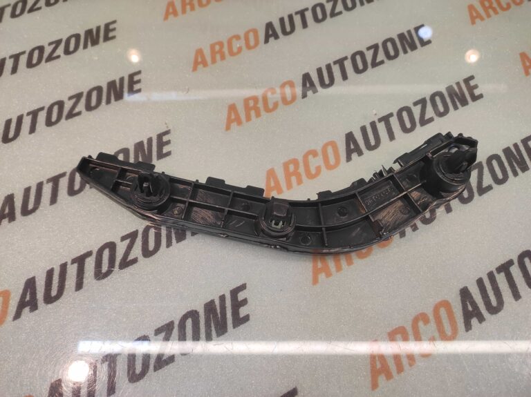 FR BUMPER BRACKET INNOVA T3 T4 LEFT ACC TYD003123LH