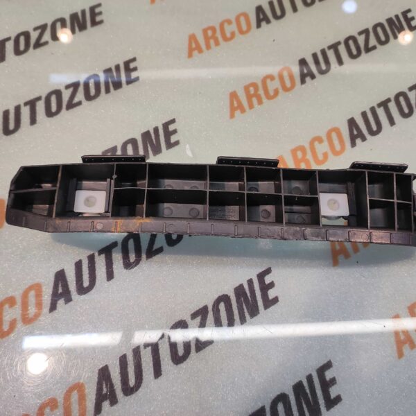 RR BUMPER BKT I20 T1 T2 LH HYU 866131J000
