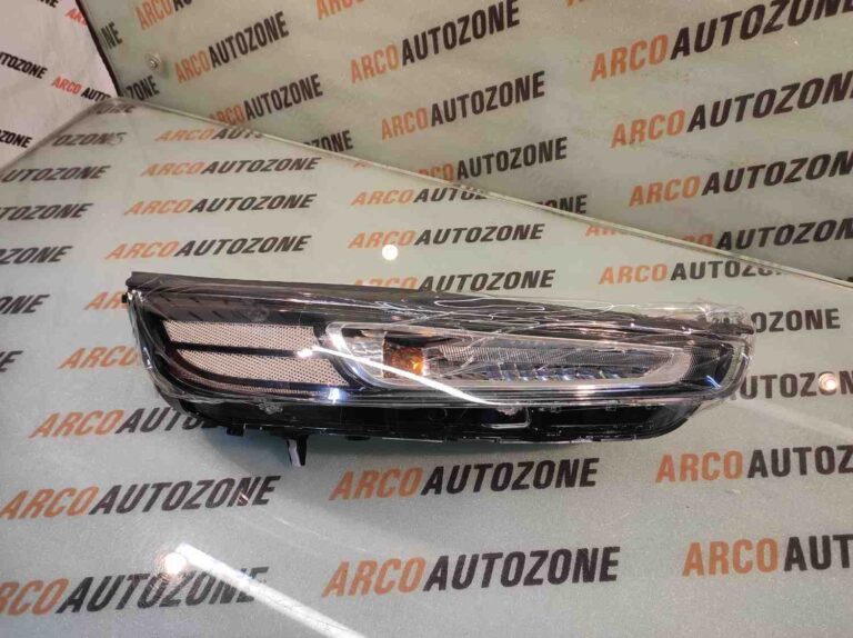 LIGHTING HEAD LIGHT VENUE UPPER RIGHT T1 HYU 92208K3000