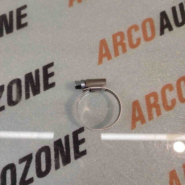 HOSE PIPE CLIP 20 32 MM NC7