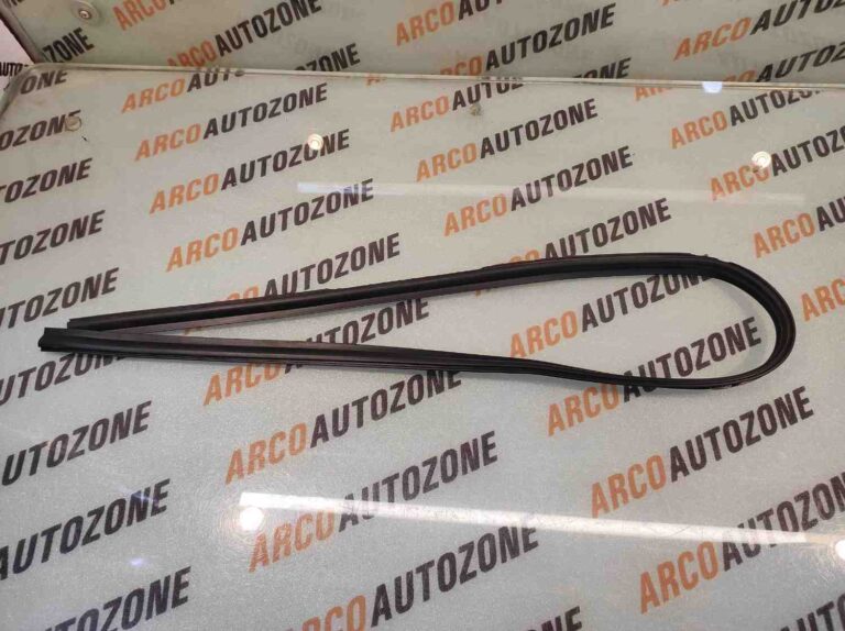 FRONT WINDSHIELD MOULDING CITY T7 WRV ELIPS RPSWMRF14CT01ND001