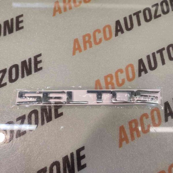 SINGLE LOGO EMBLEM SELTOS CHROME