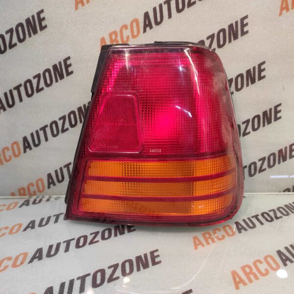 LIGHTING TAIL LIGHT RIGHT ESTEEM 1000 LUMAX