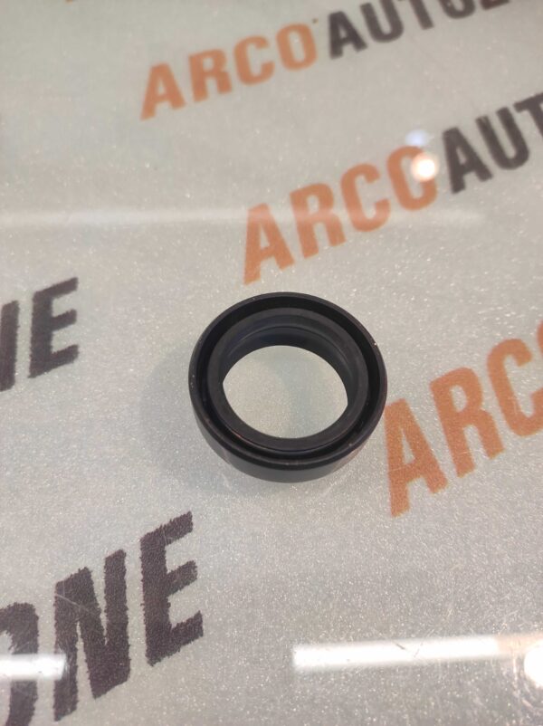 GEAR BOX SEAL VAN OMNI