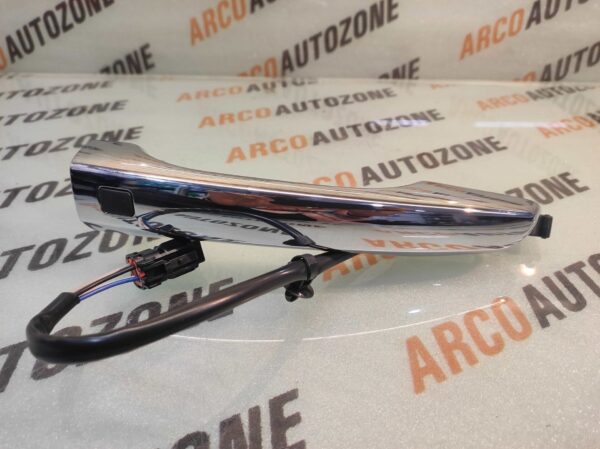 OUTER HANDLE CHROME VERNA 2018 FRONT RIGHT WITH SENSOR IMP 82661F9200