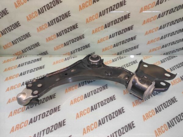 TRACK CONTROL RIGHT ARM EVOQUE DISCOVERY HARRIER IMP LR086107