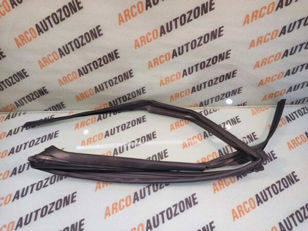 RUN CHANNEL BALENO GLANZA REAR RIGHT