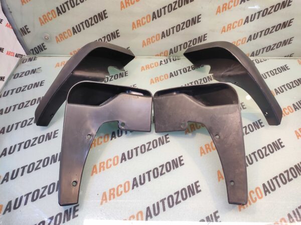 MUD FLAP WAGONR 2007 SKI
